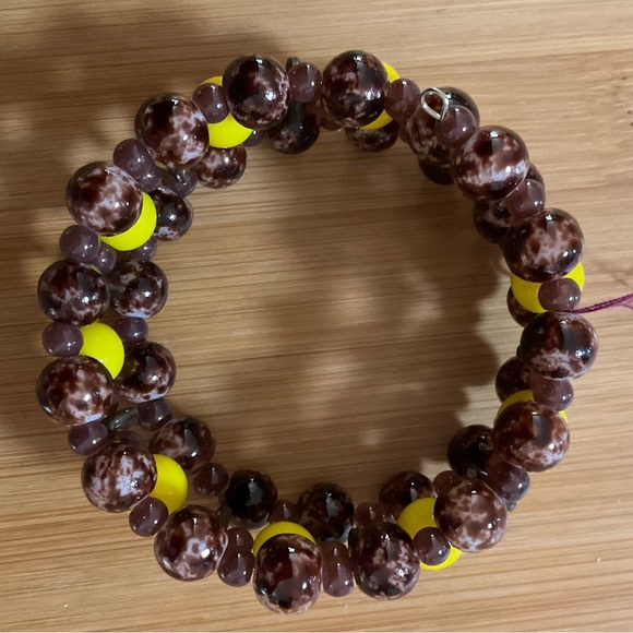 Hand Crafted Wrap Bracelet Brown Yellow Bead Memory Wire - Picture 3 of 8